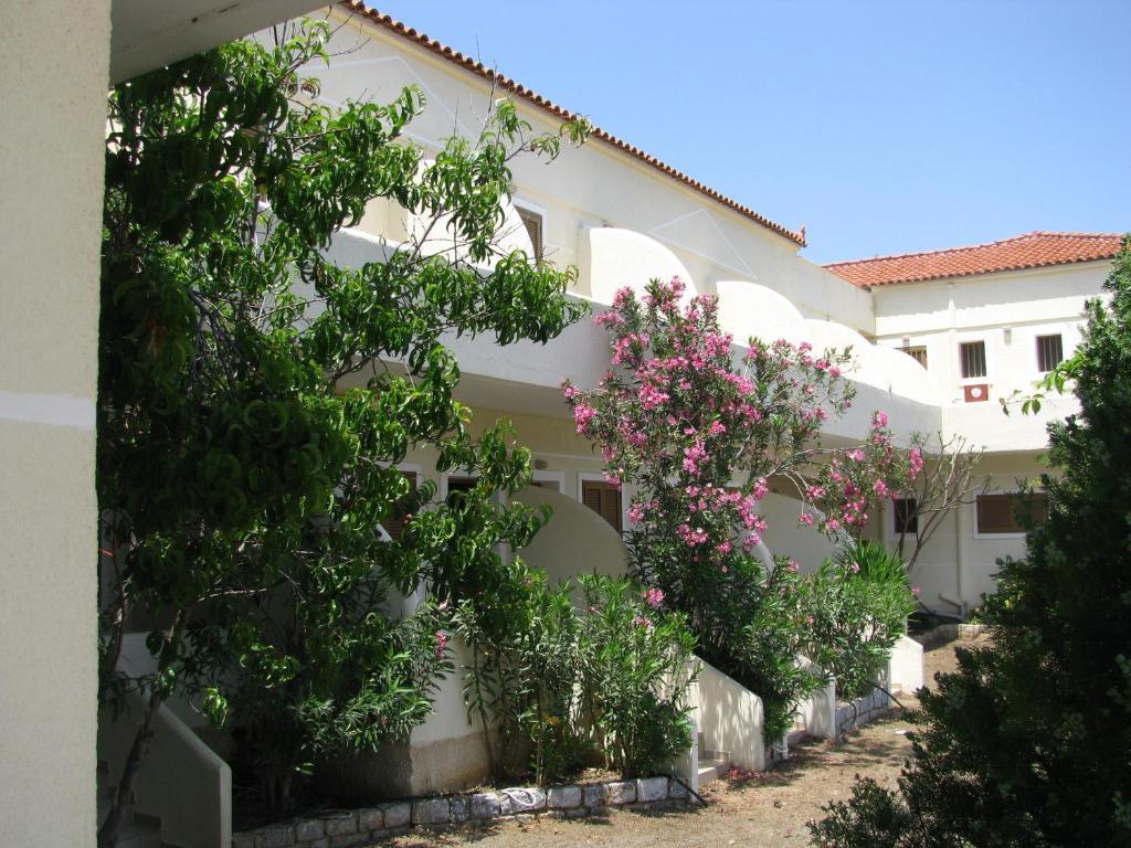 Skoutari Beach Hotel מראה חיצוני תמונה